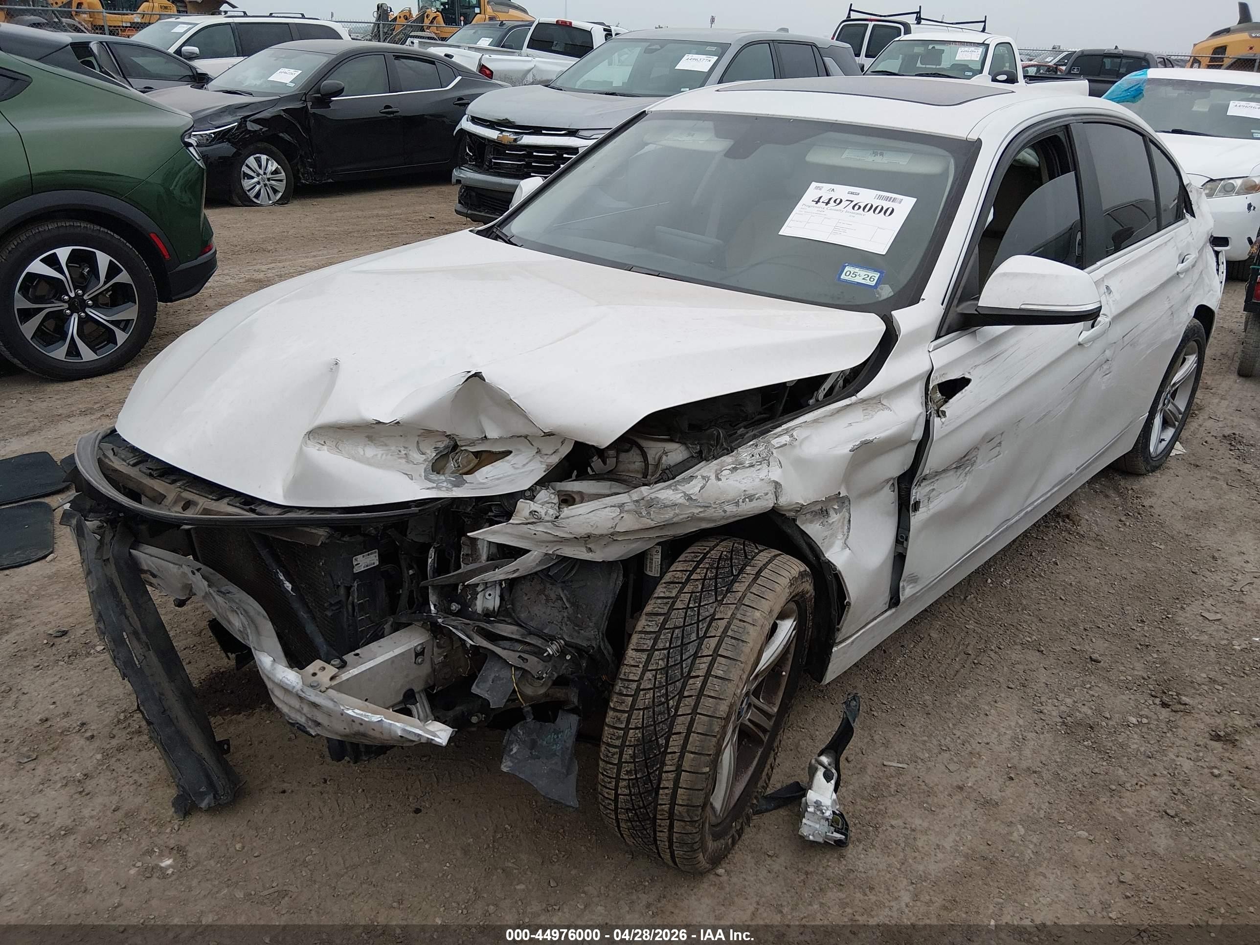 2015 BMW 328I VIN: WBA3A5G59FNP35285 Lot: 44976000