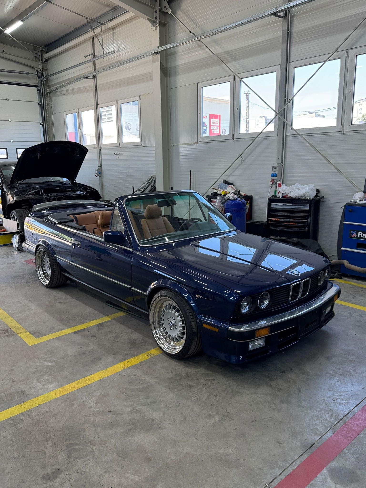 BMW E30 325i 1988